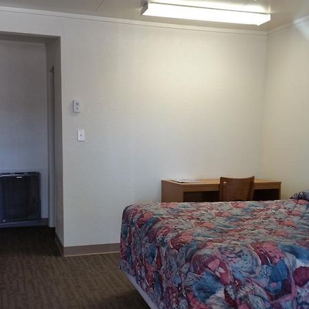 Budget Host Inn Fort Collins Buitenkant foto