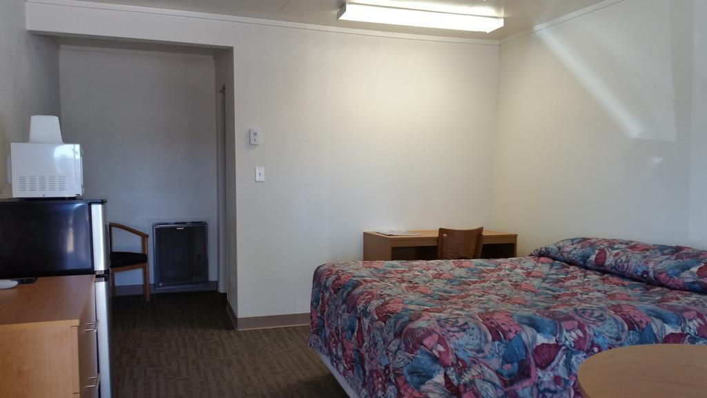 Budget Host Inn Fort Collins Buitenkant foto