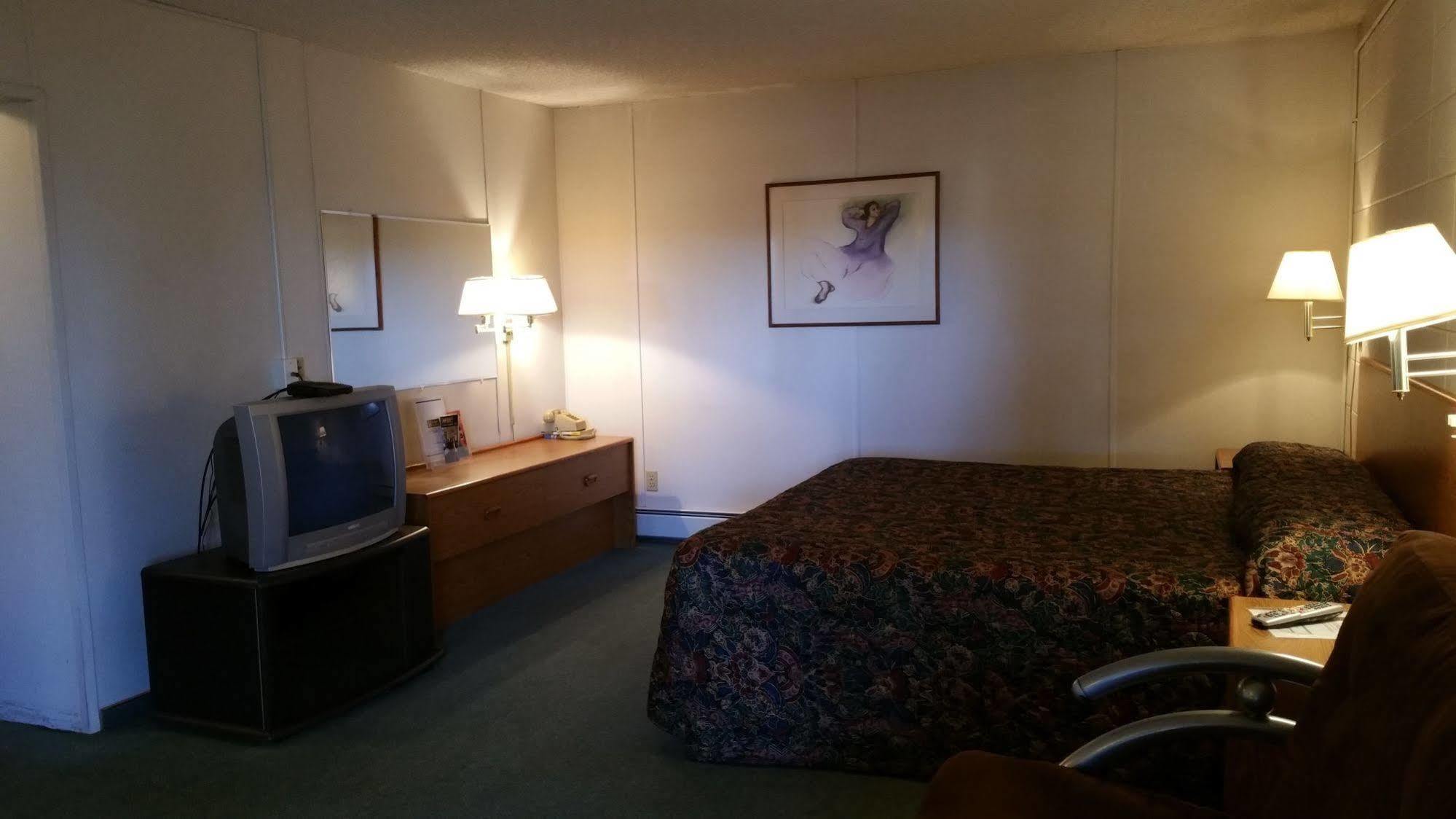 Budget Host Inn Fort Collins Buitenkant foto